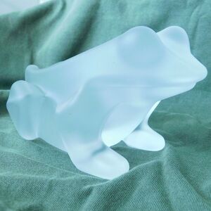 French Art Glass, Vannes Le Chatel Frosted Crystal Frog Pipe Holder Dish HTF